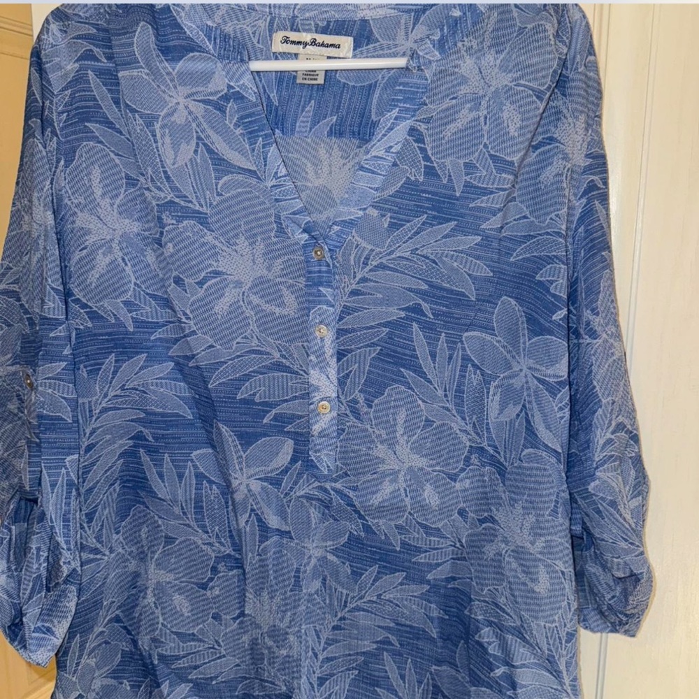 Tommy Bahama Blue and White Leaf Print Top